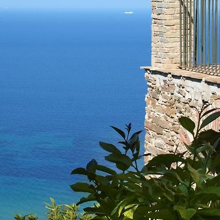 Residenza D'Epoca Tamara Aparthotel Castellabate Room photo