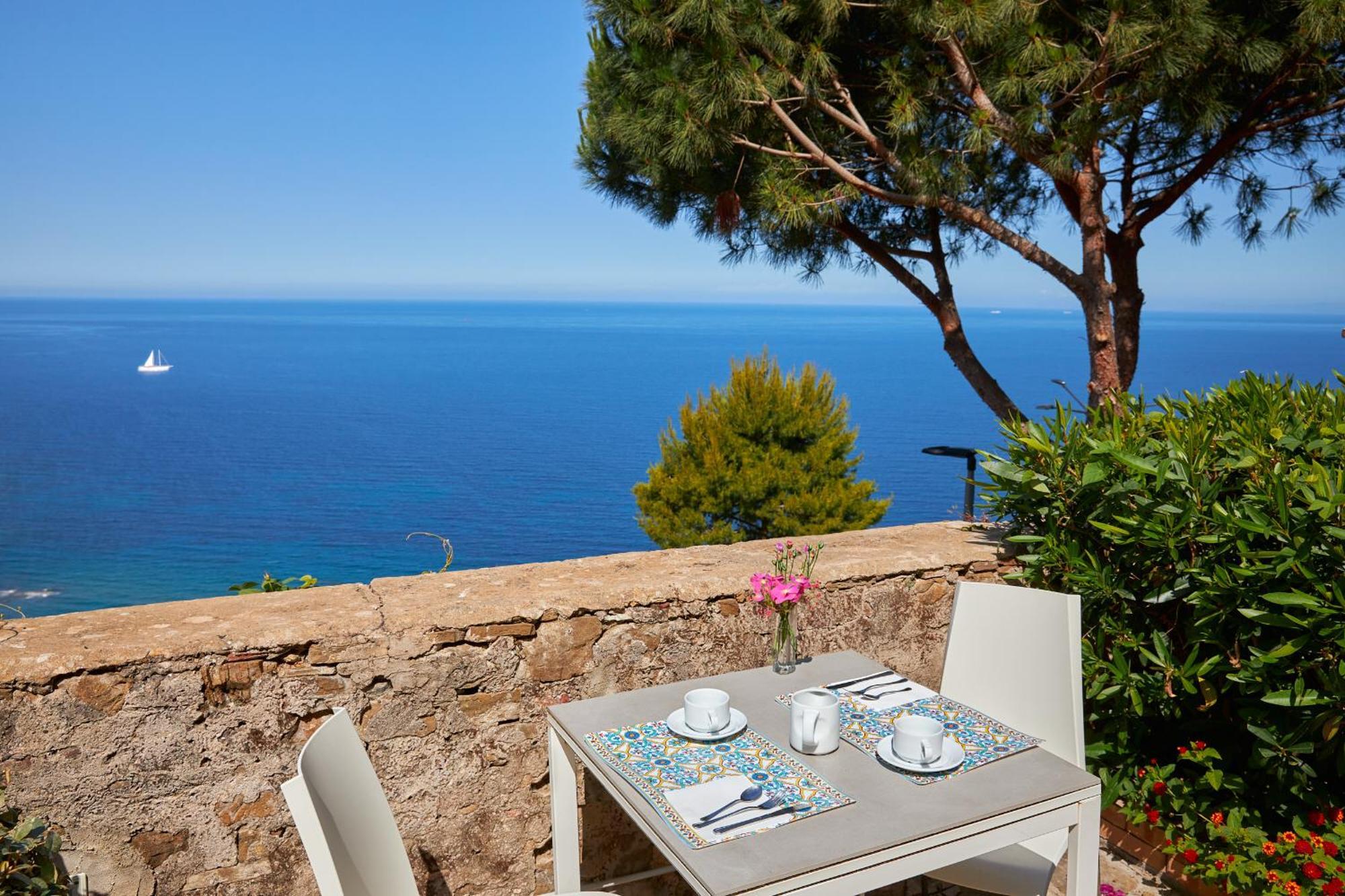 Residenza D'Epoca Tamara Aparthotel Castellabate Exterior photo