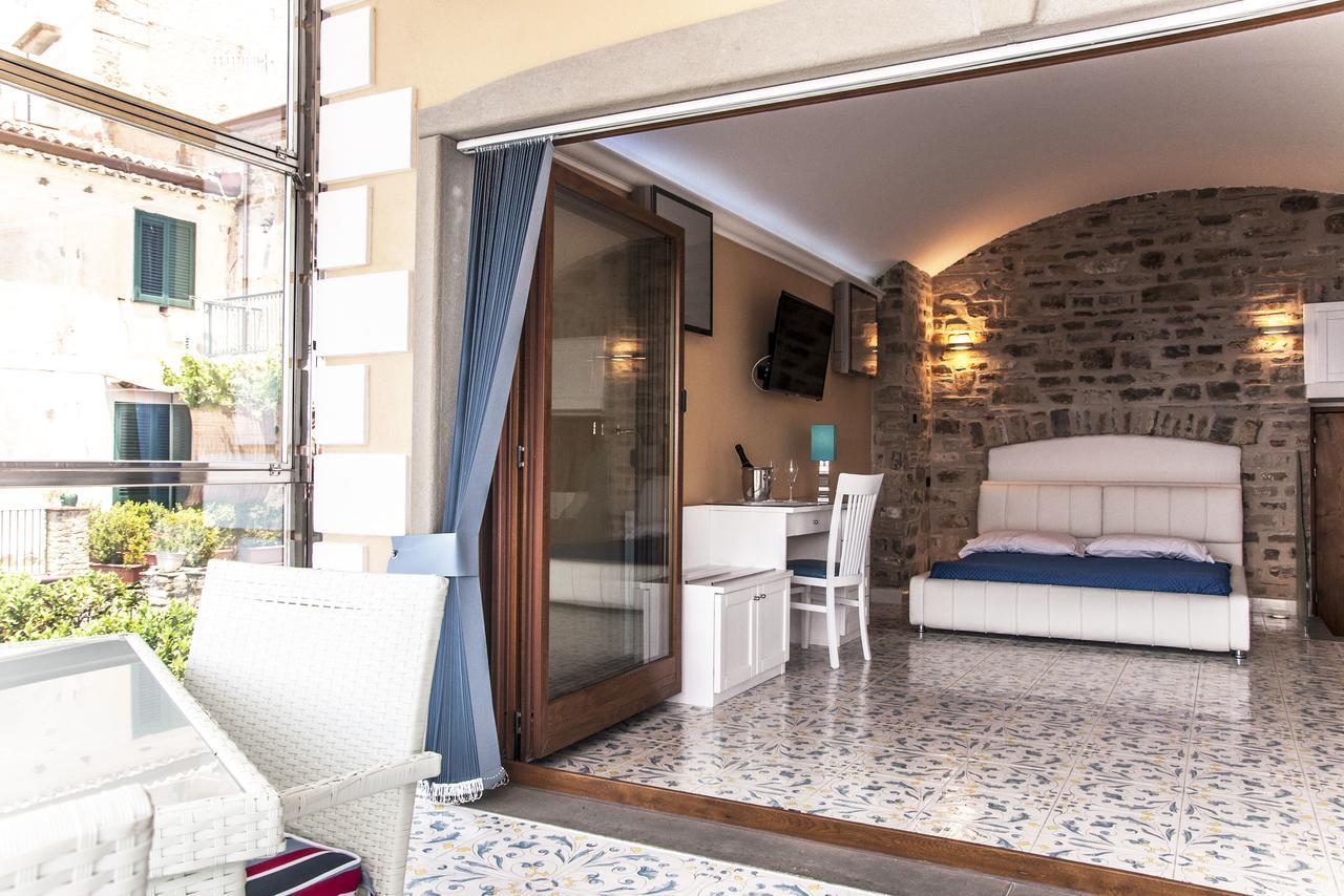 Residenza D'Epoca Tamara Aparthotel Castellabate Exterior photo